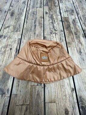 Alo Puffer Bucket Hat - Tan [SAMPLE]